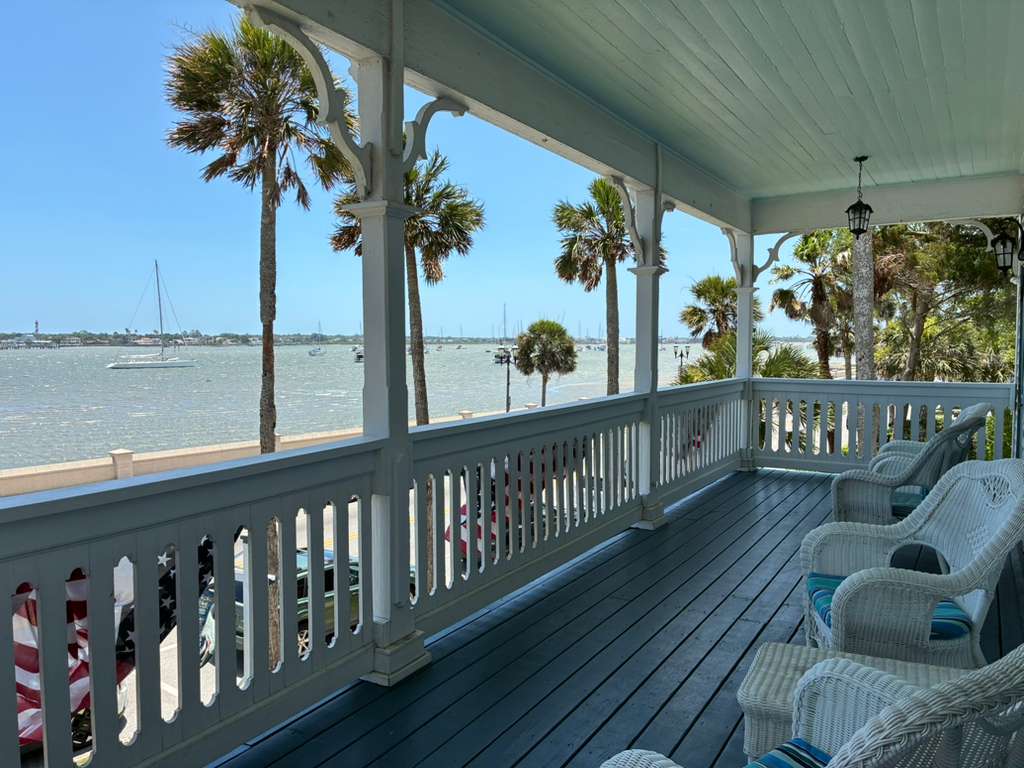 Best Hotel Near Downtown Florida